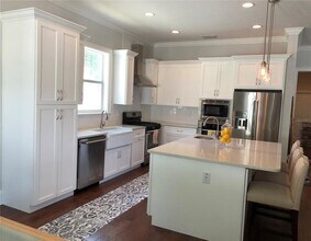 4019 W El Prado Blvd in Tampa, FL - Building Photo - Building Photo