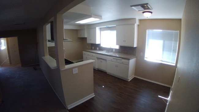 6018 Norwalk Blvd, Unit #200 in Whittier, CA - Building Photo - Building Photo