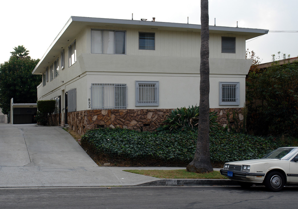 822 Austin Ave in Inglewood, CA - Building Photo