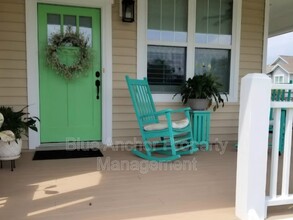821 Wildflower Dr in Holly Ridge, NC - Foto de edificio - Building Photo