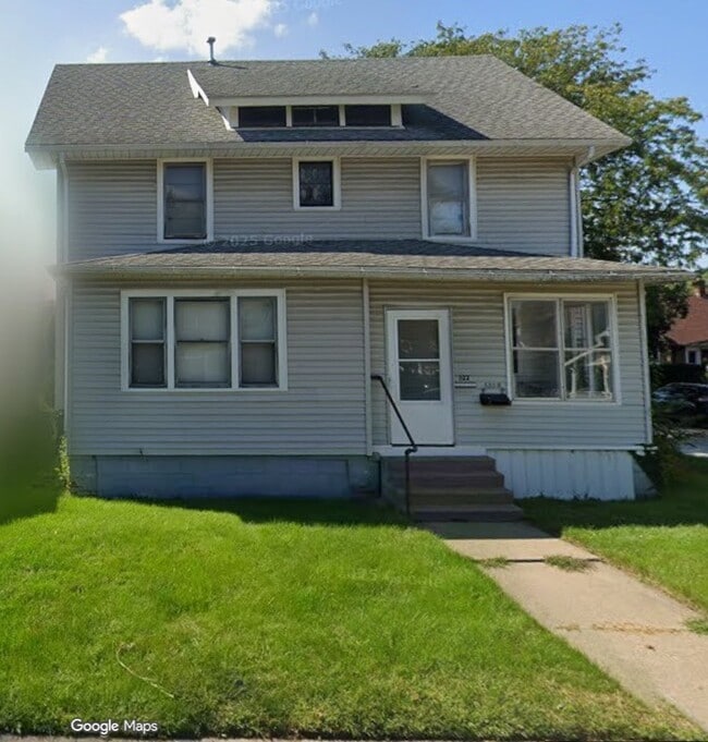 property at 522 4th Ave N