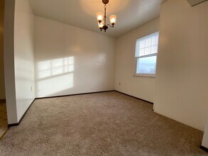 708 Bellwood Dr in Pittsburgh, PA - Building Photo - Building Photo