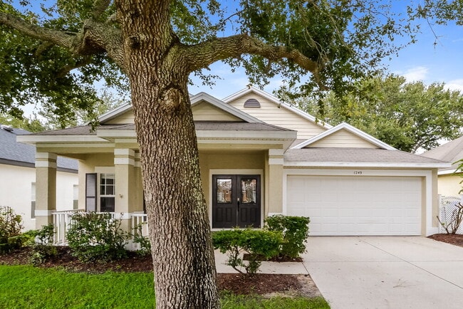 property at 1249 Kellogg Dr