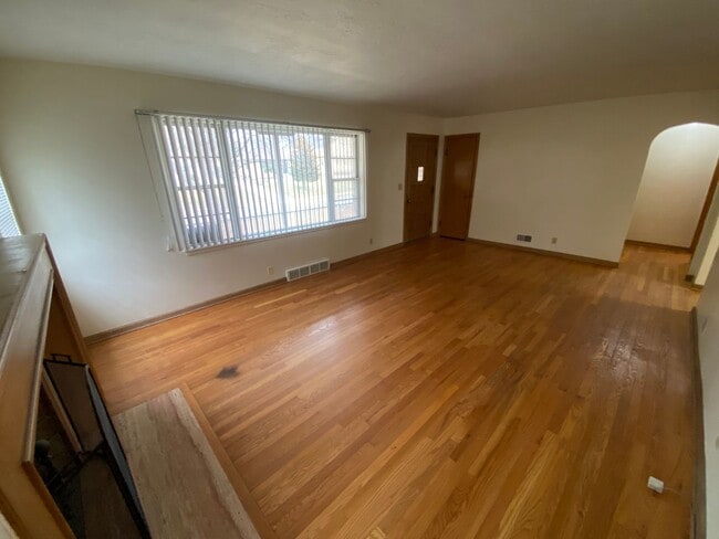 3721 Woods Ave in Lincoln, NE - Building Photo - Building Photo