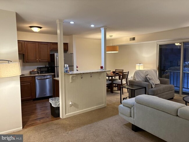 property at 7 Rockford Rd