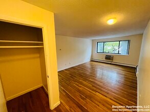 99 Dustin St, Unit 31 in Boston, MA - Building Photo - Building Photo