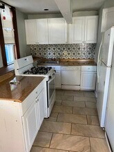17 Hillside Ave, Unit #5A in Winthrop, MA - Building Photo - Building Photo