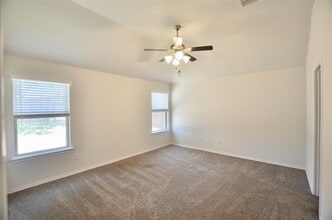 1008 Deer Valley Dr in Weatherford, TX - Building Photo - Building Photo