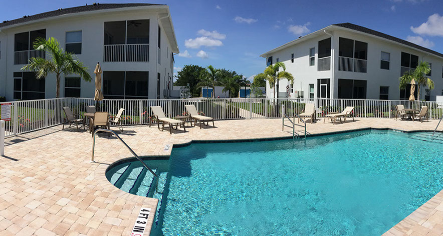 The Henry Street Villas in Punta Gorda, FL - Building Photo