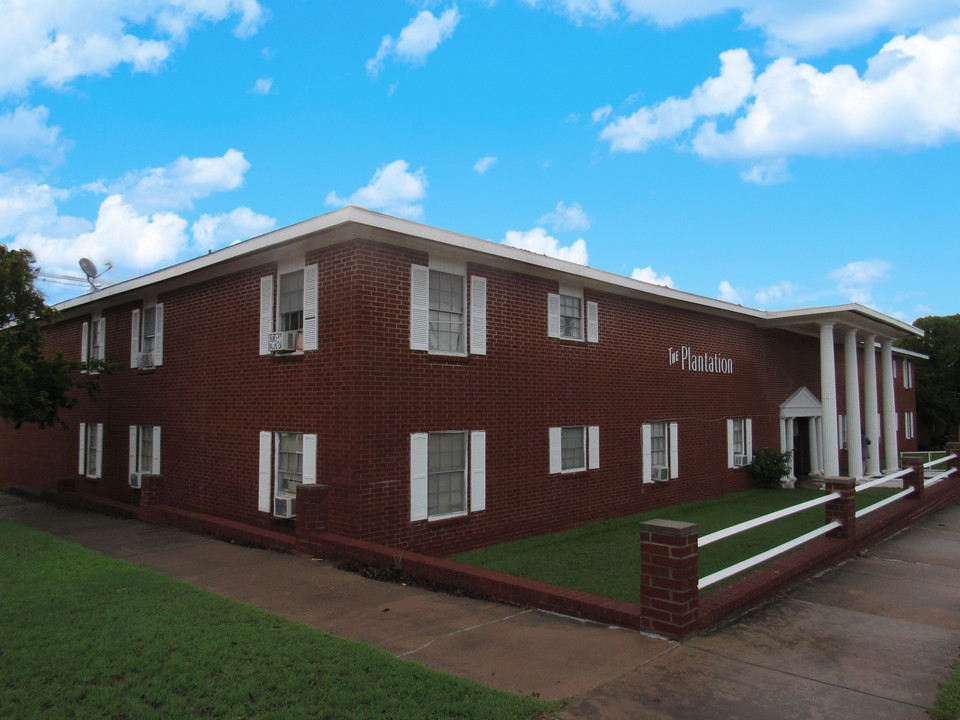 1201 Austin St in Wichita Falls, TX - Building Photo