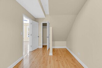 3056 N Drake Ave in Chicago, IL - Building Photo - Building Photo