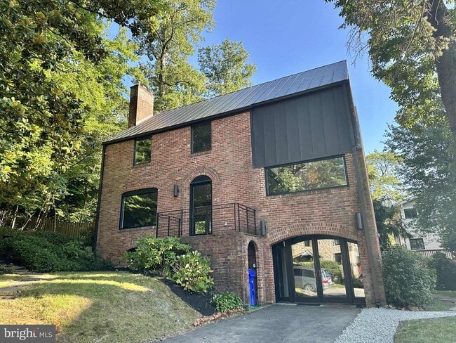 property at 3202 19th Rd N