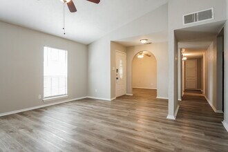 1702 Clark Trail in Grand Prairie, TX - Building Photo - Building Photo