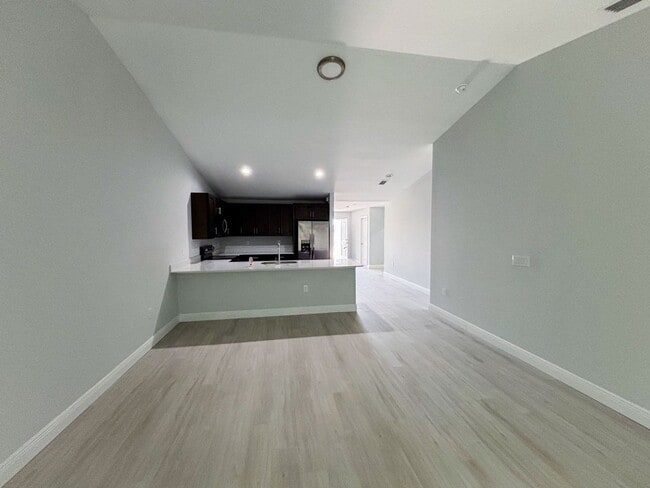 13257 Blytheville Ave in Port Charlotte, FL - Foto de edificio - Building Photo