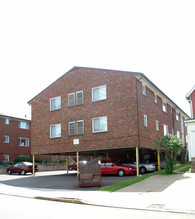 Broadway Manor Apartments in East Mckeesport, PA - Building Photo - Building Photo