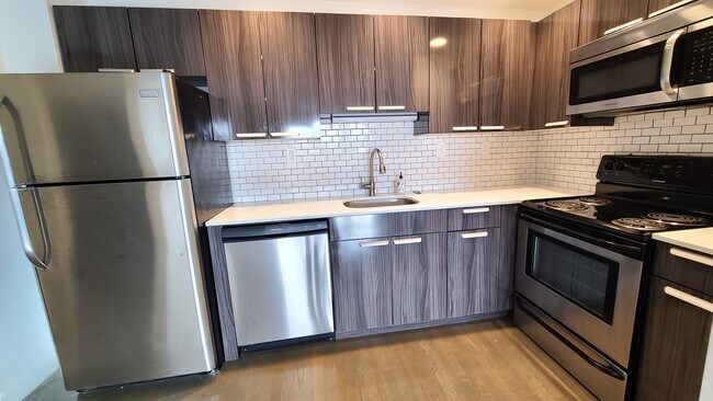 property at 100 Jersey St