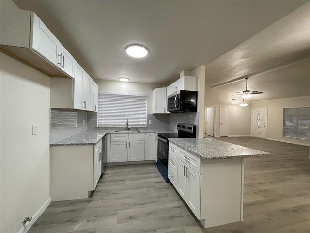 2113 Glencrest Ln in Garland, TX - Building Photo - Building Photo