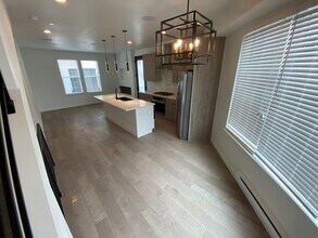 1920 Hooker St, Unit 6 in Denver, CO - Building Photo - Building Photo