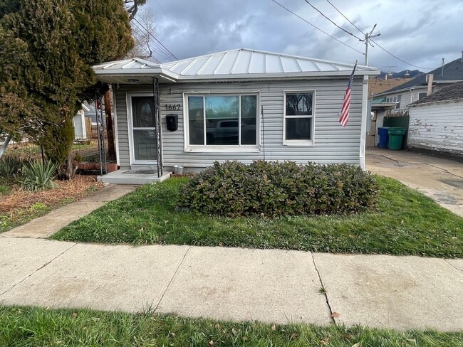 property at 1662 Ogden Ave