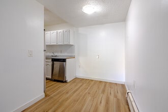 Applewood Village in Calgary, AB - Building Photo - Interior Photo