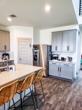 7219 Sunbreeze Ln in Richmond, TX - Foto de edificio - Building Photo