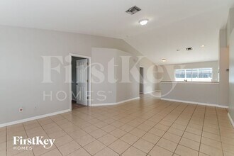 801 SW 4th Pl in Cape Coral, FL - Building Photo - Building Photo