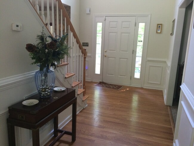 18414 Deep Woods Ln in Gordonsville, VA - Building Photo - Building Photo