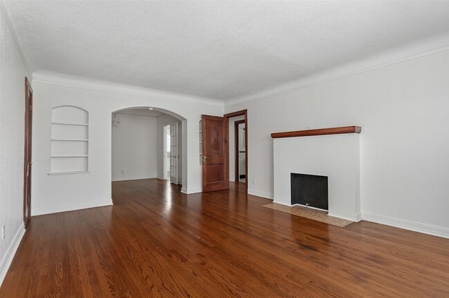 5918 La Vista Dr, Unit 3 in Dallas, TX - Foto de edificio - Building Photo