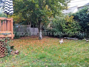 34 NE Ivy St in Portland, OR - Building Photo - Building Photo