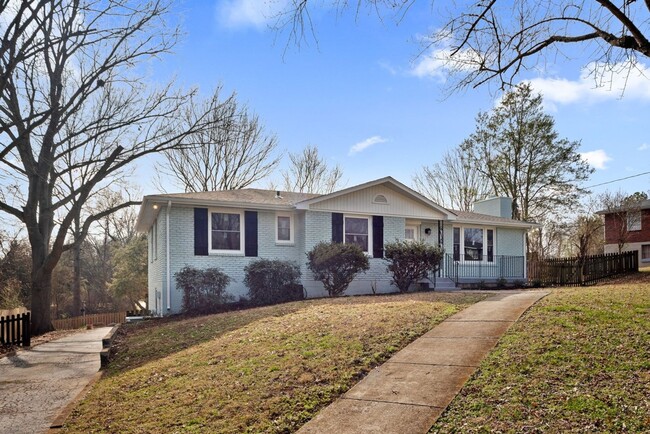 1919 Rosebank Ave in Nashville, TN - Building Photo - Building Photo