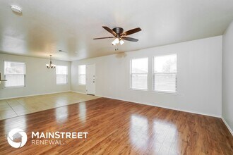 7435 Bluebonnet Bay in San Antonio, TX - Foto de edificio - Building Photo