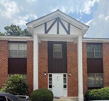 832 Beacon Pky E, Unit D in Birmingham, AL - Building Photo