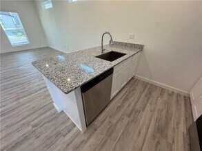 910 Massachusetts Ave in Bentonville, AR - Building Photo - Building Photo