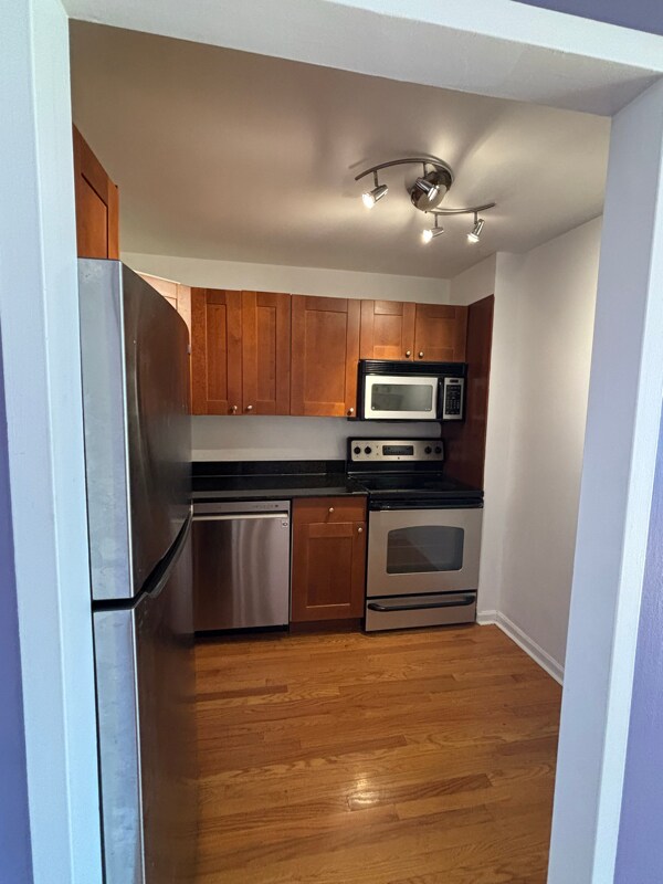3550 N Lake Shore Dr in Chicago, IL - Building Photo - Building Photo