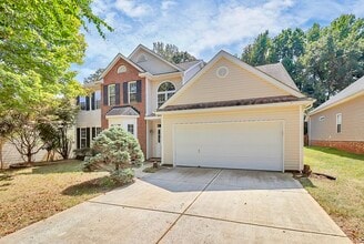 17444 Baldwin Hall Dr in Charlotte, NC - Foto de edificio - Building Photo