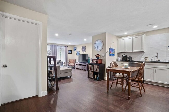 36 Bellvista Rd, Unit 23 in Boston, MA - Building Photo - Building Photo