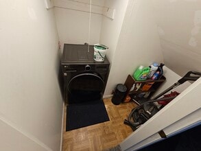 1347 State St, Unit Attached Apartment in Veazie, ME - Foto de edificio - Building Photo