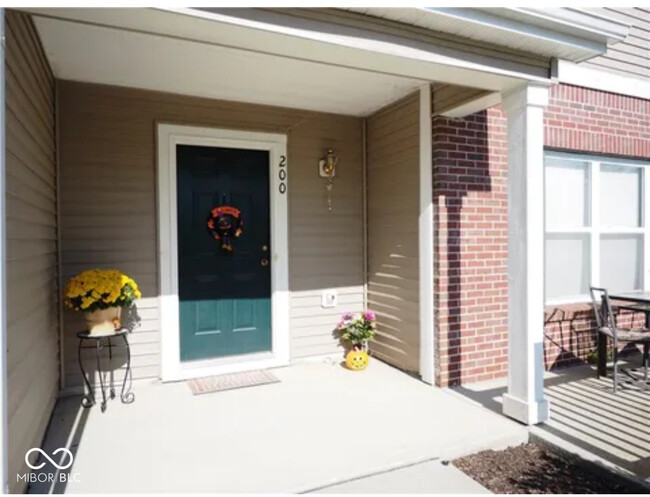 13249 Komatite Way in Fishers, IN - Foto de edificio - Building Photo