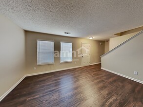 1025 St Augustine Pkwy in Locust Grove, GA - Building Photo - Building Photo