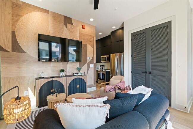 722 Mcferrin Ave in Nashville, TN - Building Photo - Building Photo