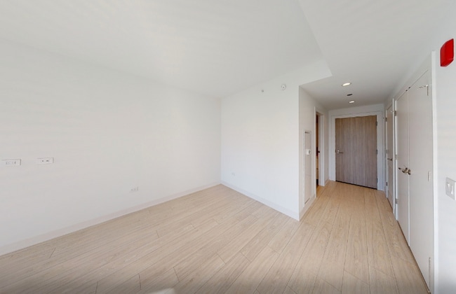 362 N Halsted St in Chicago, IL - Foto de edificio - Building Photo