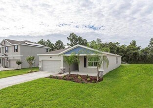 16451 Glassy Loch Loop in Clermont, FL - Building Photo - Building Photo
