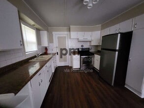 1609 E Johns Ave in Decatur, IL - Building Photo - Building Photo