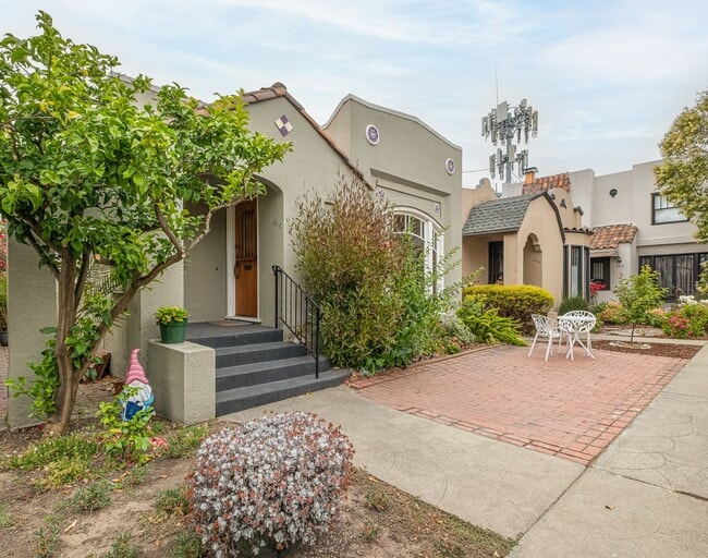 property at 2418 Marti Rae Ct