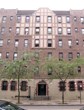 2047 Nostrand Ave in Brooklyn, NY - Foto de edificio - Building Photo