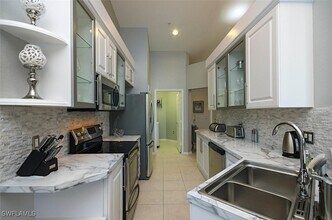 4650 Hawks Nest Way in Naples, FL - Building Photo - Building Photo