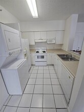 5099 NW 7th St in Miami, FL - Building Photo - Building Photo