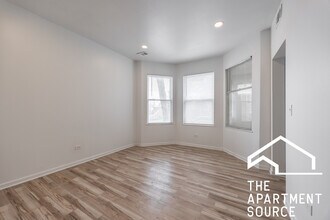 3140 N Kimball Ave in Chicago, IL - Foto de edificio - Building Photo