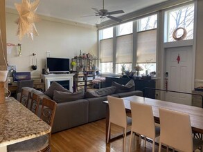 349 Fulton St in Medford, MA - Foto de edificio - Building Photo