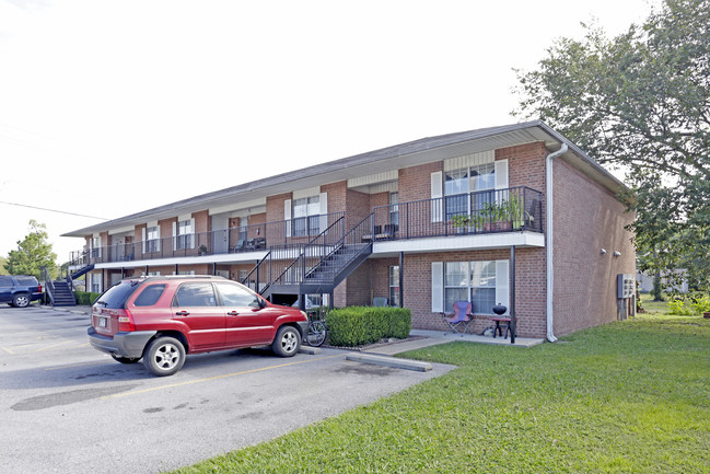 329 Berry St in Springdale, AR - Foto de edificio - Building Photo